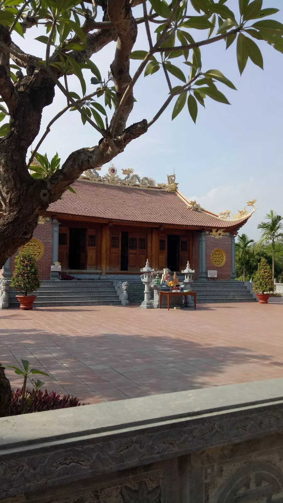 Chùa Đình Thôn – Khám phá di tích tâm linh và văn hóa tại Hà Nội